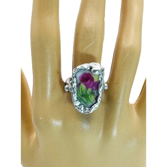 Antique Rose Ring Made From Fine Bone Broken China Encased in Silver Blend Metal - Picture 6 of 13